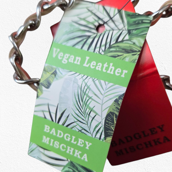 Badgley Mischka Coral Pink Quilted Diamond Pearl Crossbody Camera Bag Purse - Picture 5 of 10